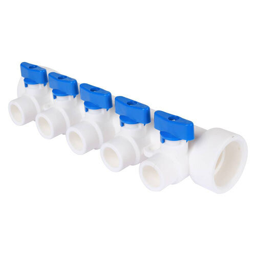 Коллектор распределительный Kalde 3262-mnb-400520 5 отводов DN 40 PN 25 с шаровыми кранами синяя рукоятка