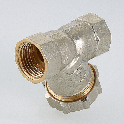 Фильтр механической очистки VALTEC VT.193 ВР 1/2" DN 15 PN 20 косой с заглушкой латунный