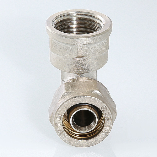 Угольник 90 градусов VALTEC VTm.352 ВР 3/4" DN 20 PN 10 латунный никелированный 3