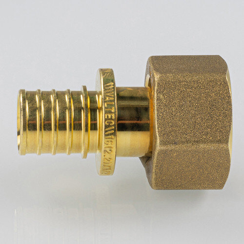 Переходник VALTEC VTm.422.G ВР 3/4" DN 20 PN 16 с накидной гайкой латунный