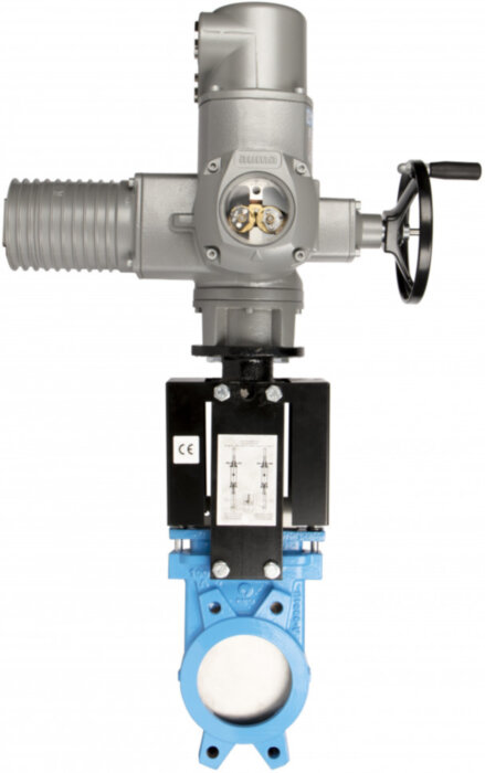 Задвижка шиберная СМО A-012-01-AUMA-E Ду 100 Ру 10 с электроприводом AUMA SA 380В одностронняя чугунная межфланцевая