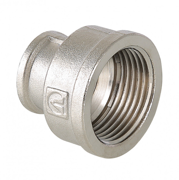 Латунная муфта VALTEC 1/2" х 3/8" переходная VTr.240.N.0403